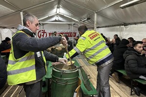 На Куликовом поле открыли пункт обогрева: готовят "пункты Незламності"