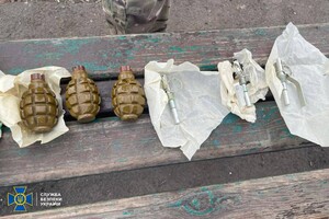 В Одессе разоблачили преступную группировку, которая сбывала оружие и боеприпасы с фронта