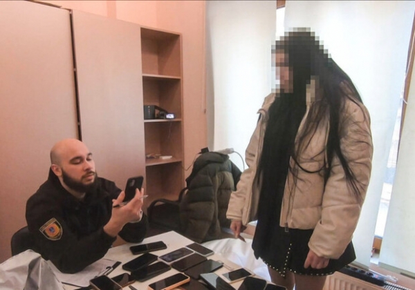В Одессе "накрыли" колл-центр, который собирал данные банковских счетов горожан