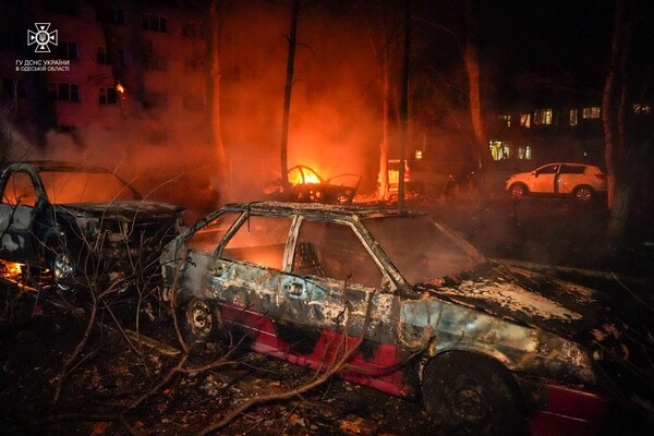 Ночная атака "шахедами" в Одессе: есть попадание в жилой дом, есть пострадавшие (обновлено)