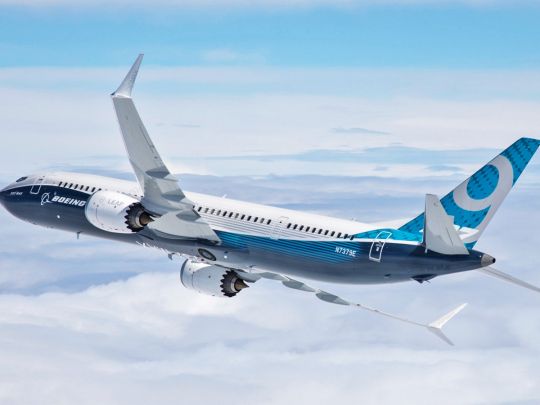 На різних континентах масово припинено польоти літаками Boeing 737 MAX 9: що сталося