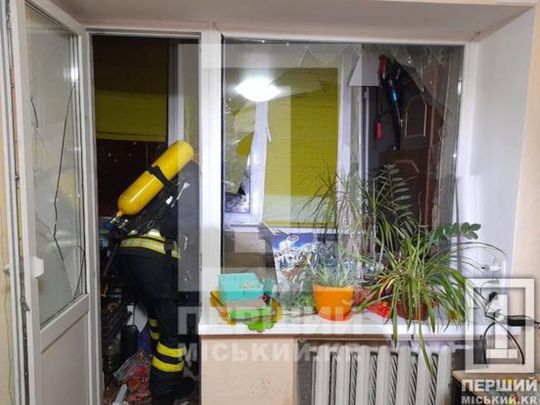 У Кривому Розі невідомий вистрілив у багатоповерхівку з гранатомета