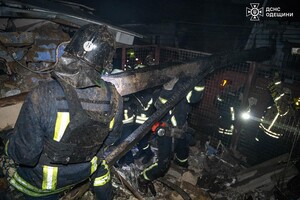 Атака дронов по Одессе: прокуратура начала расследование, на месте обстрела работает оперативный штаб