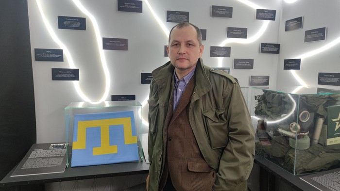 Найбільша бійка виникла біля дверей Верховної Ради Криму: 10 років тому кримські татари спробували завадити російській окупації півострова