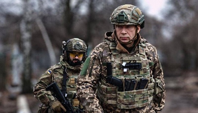«Є побоювання, що плануванням війни почнуть займатися Безугла разом з Єрмаком», — політолог Віктор Бобиренко