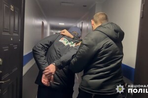 В Одессе двое воруженных грабителей ворвались в квартиру и увезли хозяина в ломбард