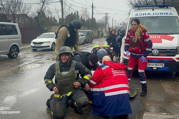 Из-за атаки РФ сегодня в Одессе пострадали 20 человек и десять домов