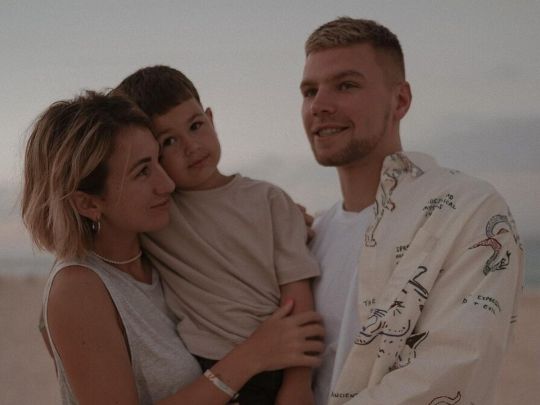 Чоловік блогерки Тані Пренткович після скандального відпочинку на Мальдівах до України не повернувся