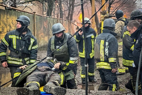 Из-за удара баллистикой по Одессе погибли 14 человек, 46 пострадали: 16 марта объявили Днем траура