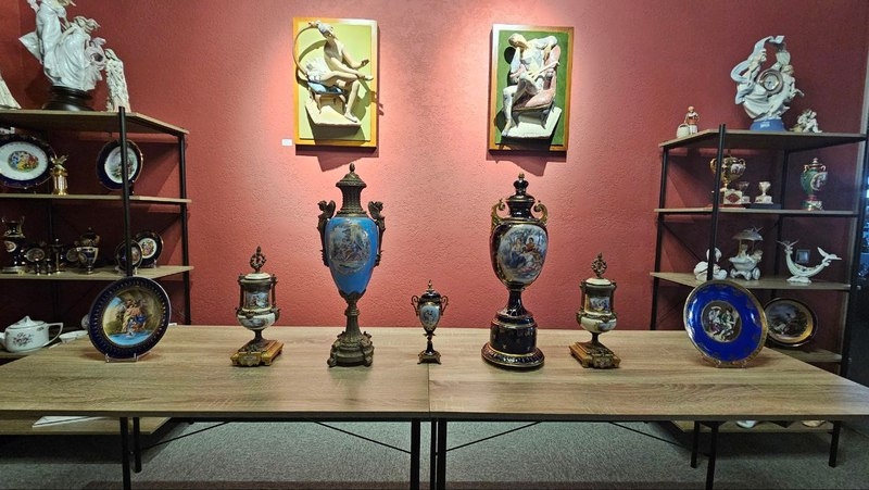 «Колекція порцеляни у ShvetsMuseum справила на мене фантастичне враження», — професор Сергій Козаченко