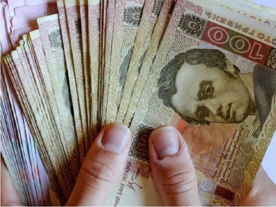 Майже 11 тисяч грн на кожного члена сім’ї: як українцям зареєструватись на допомогу від країни ЄС
