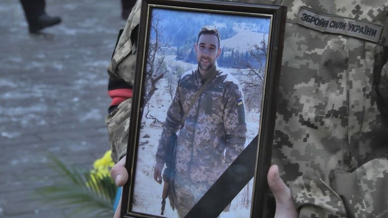 «Перед кожним вильотом Влад відчував, як пройде завдання. Того разу сказав, що має погане передчуття»: на Донеччині загинув 23-річний штурман