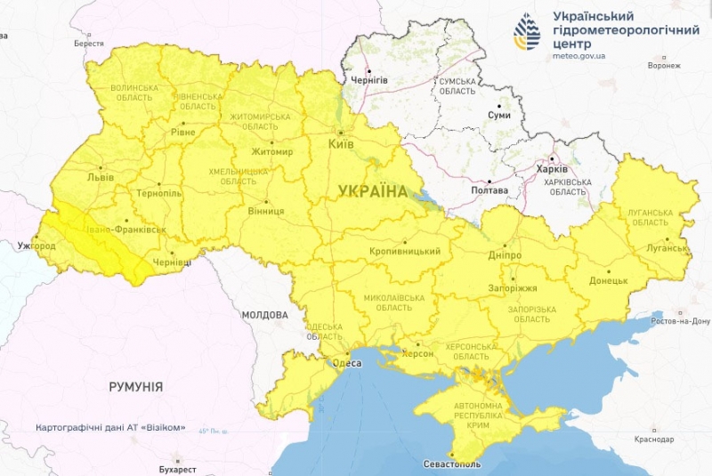 Тримайтеся подалі від дерев: на 29 березня обіцяють штормовий вітер майже по всій Україні