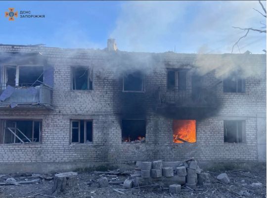 Ворог скинув авіабомби на село у Запорізькій області: одна людина загинула, шестеро отримали поранення