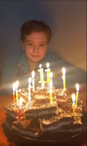 «Ціна усьому — три життя. Мінімум три життя»: батько 11-річного хлопчика, який помер після наркозу у лікарні Дніпра, шокований висновками комісії