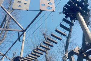 Сходи с малышами: где в Одессе искать веревочные парки