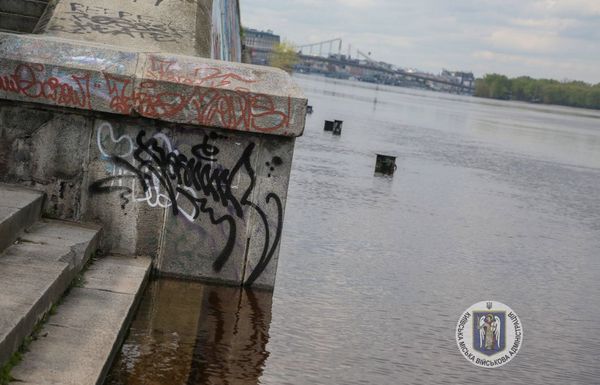 Парки Києва ідуть під воду: чи є небезпека для киян
