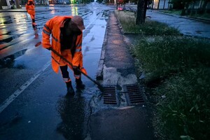 В Одессе затопило некоторые улицы: где сложно проехать