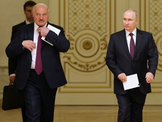 путін прилетів до Мінська з літаком-двійником та супроводом винищувачів — ЗМІ