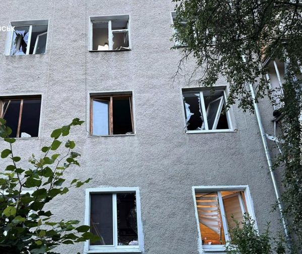 Ворог уночі масовано вдарив по Західній Україні: в Івано-Франківську зруйновано навчальний заклад (фото, відео)