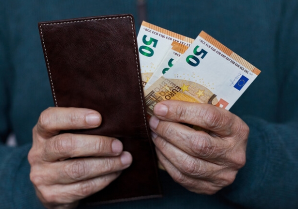 Курс валют в Украине 11 июля 2024 года: сколько стоит доллар и евро