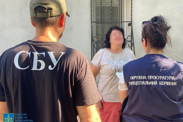Главу громады юга Одесской области объявили в розыск: он наживался на восстановлении дома, пострадавшего от РФ