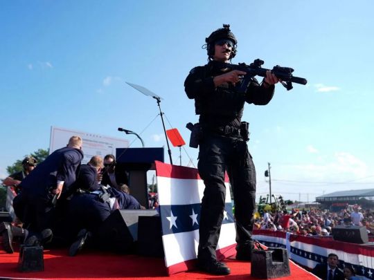 ФБР офіційно назвало ім'я стрільця, який вчинив замах на Трампа: що про нього відомо