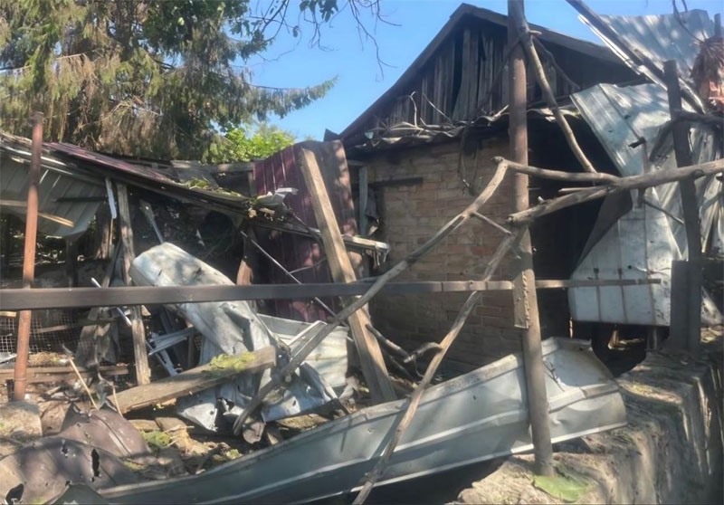 Окупанти знову обстрілюють Дніпропетровщину: по Нікополю вдарили дрони-камікадзе