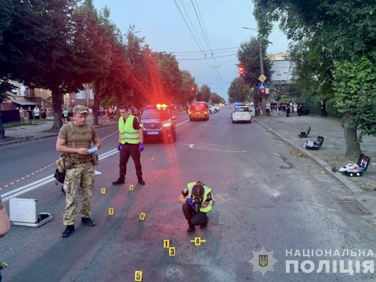 Військовий «психанув»: очевидці розповіли подробиці інциденту з гранатою у Луцьку (фото, відео)