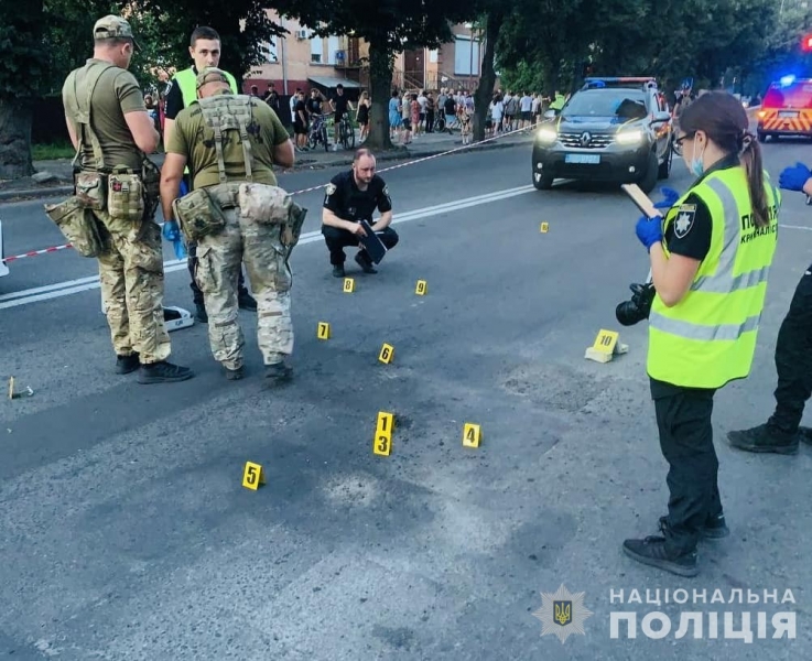 Військовий «психанув»: очевидці розповіли подробиці інциденту з гранатою у Луцьку (фото, відео)