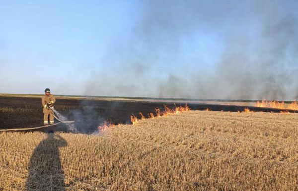 Ворог вдарив вночі балістикою по Дніпру: постраждали 7 людей, серед них — підліток