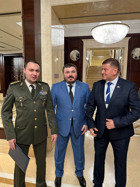 «Дуже круті хлопці»: Залужного сфотографували в Раді разом з Будановим