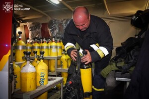 Во время ракетного удара в Одессе снова загорелся дом на Софиевской: подробности