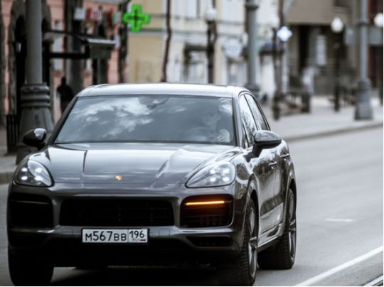Як ефективно захистити кузов автомобіля від сколів та подряпин: поради для водіїв