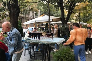 На Дерибасовской наконец-то открыли заведение одесской кухни "Гастроном": обзор ресторана