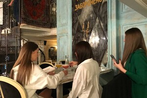На Дерибасовской наконец-то открыли заведение одесской кухни "Гастроном": обзор ресторана
