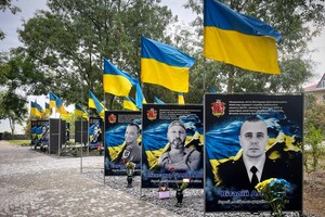 В Одесской области установили мемориальные доски спасателям, погибшим в результате обстрела Одессы
