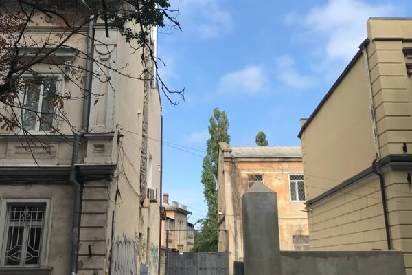 Новые названия: кто такой Дмитрий Лесич и почему в честь него переименовали переулок Барятинского в Одессе