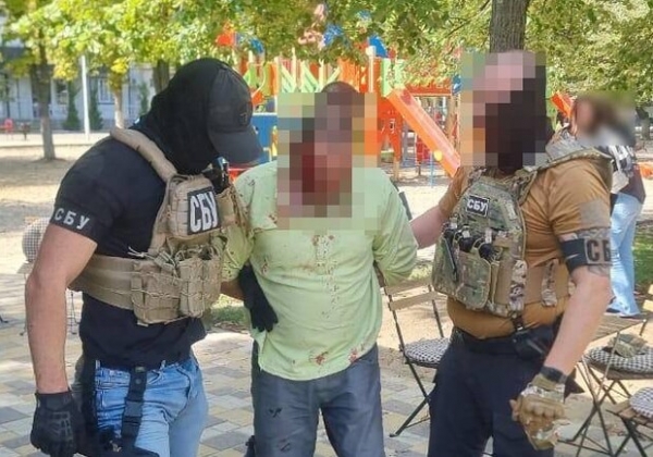 Переправлял уклонистов в Румынию: в Одесской области разоблачили экс-начальника отдела исполнительной службы