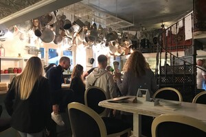 На Дерибасовской наконец-то открыли заведение одесской кухни "Гастроном": обзор ресторана