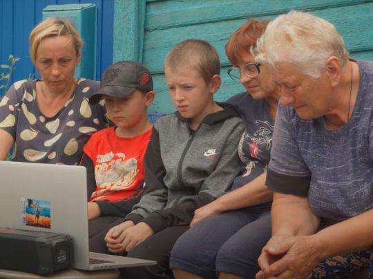 «Не можемо дивитись»: як відреагували жителі Суджі на фільм про злочини рф у Бучі