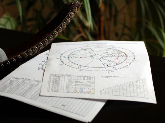 Терезам потрібно економити сили, Близнюкам — час себе винагородити: гороскоп на неділю, 22 вересня