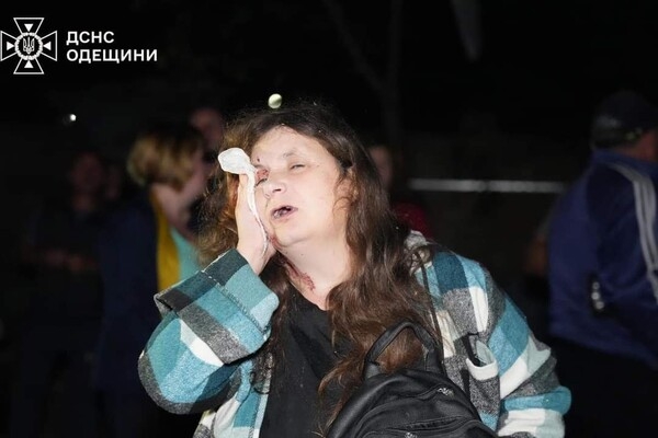 Баллистический удар по гражданской инфраструктуре в Одесском районе: среди погибших подросток, есть пострадавшие (обновлено)