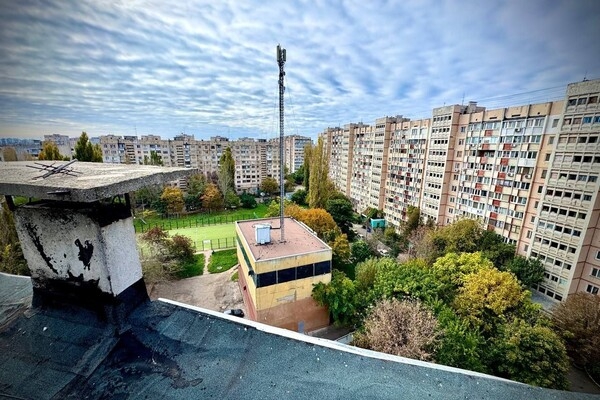 Как выглядит дом в Одессе, часть которого разрушили в результате российской атаки 2 марта