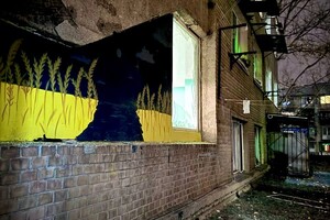 Последствия ночной атаки Одессы: пострадали два человека, убило собаку (фото, видео)
