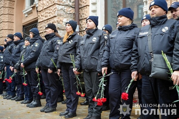 В Одессе простились с полицейскими, погибшими в результате ракетного удара 18 ноября