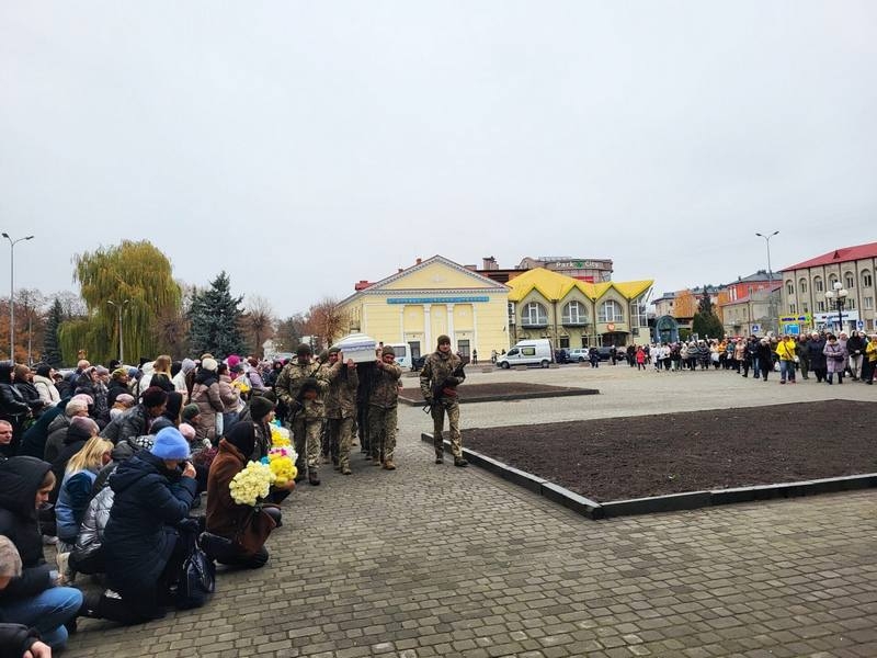 На війні вона зустріла кохання: від удару КАБа загинула військовий кухар з Волині