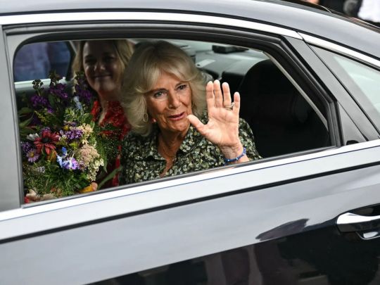 Не тільки Чарльз III: королева Камілла серйозно захворіла — заява Букінгемського палацу