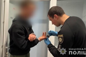 Молодой парень за деньги поджог на территории Одесской области девять зданий
