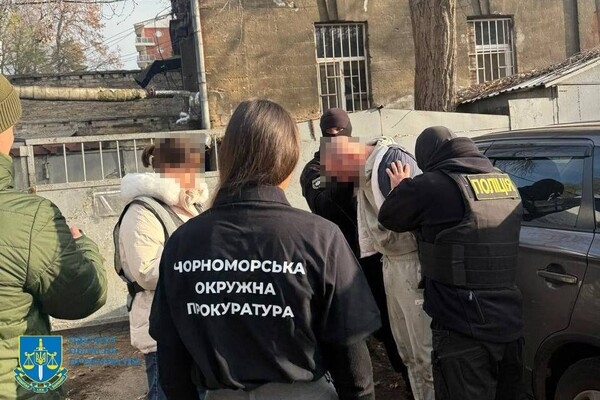 В Одессе мужчина требовал от военного 25 тысяч долларов за оформление непригодности